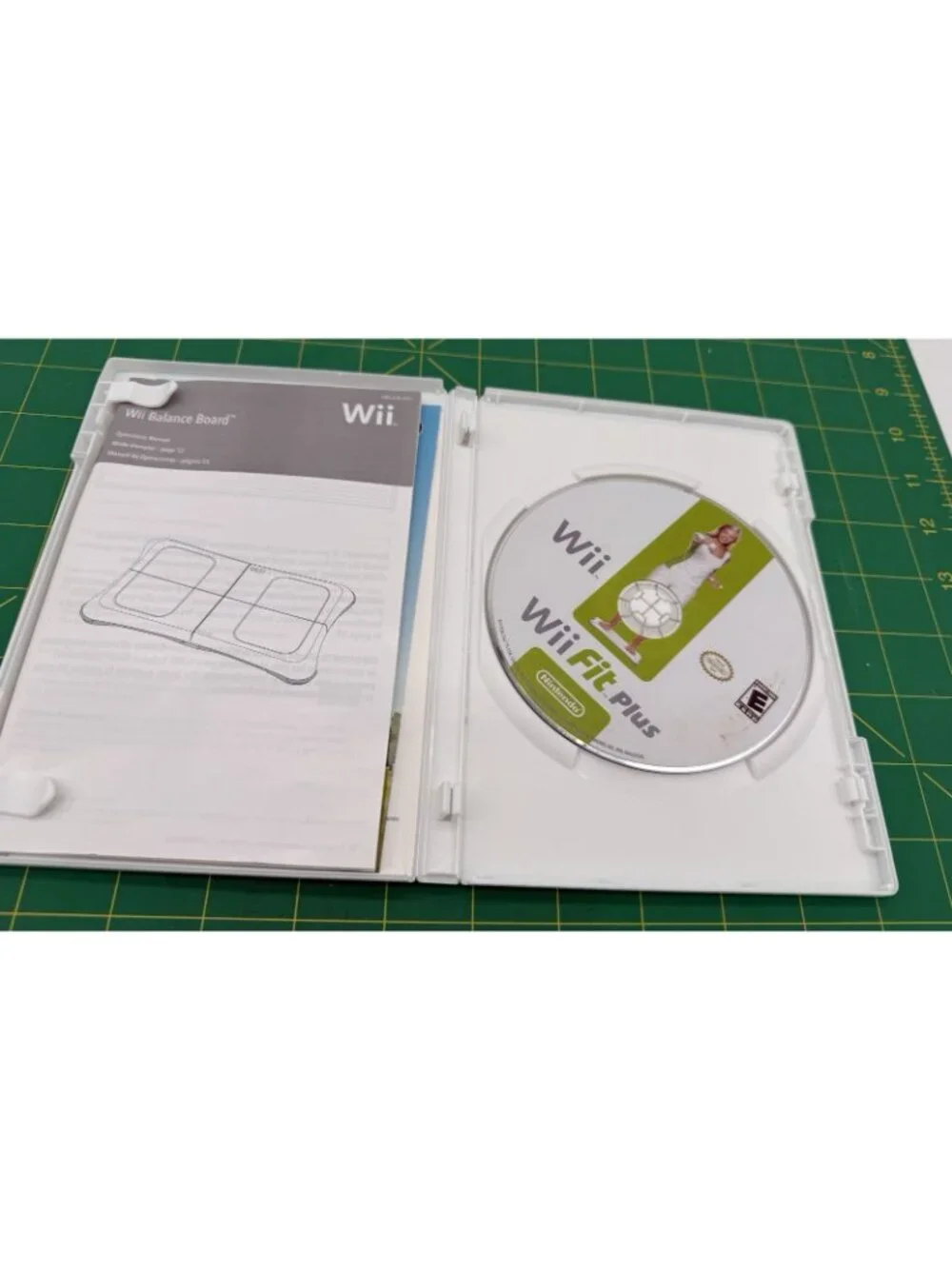 Wii Fit Plus Game Nintendo Wii Complete With Manual